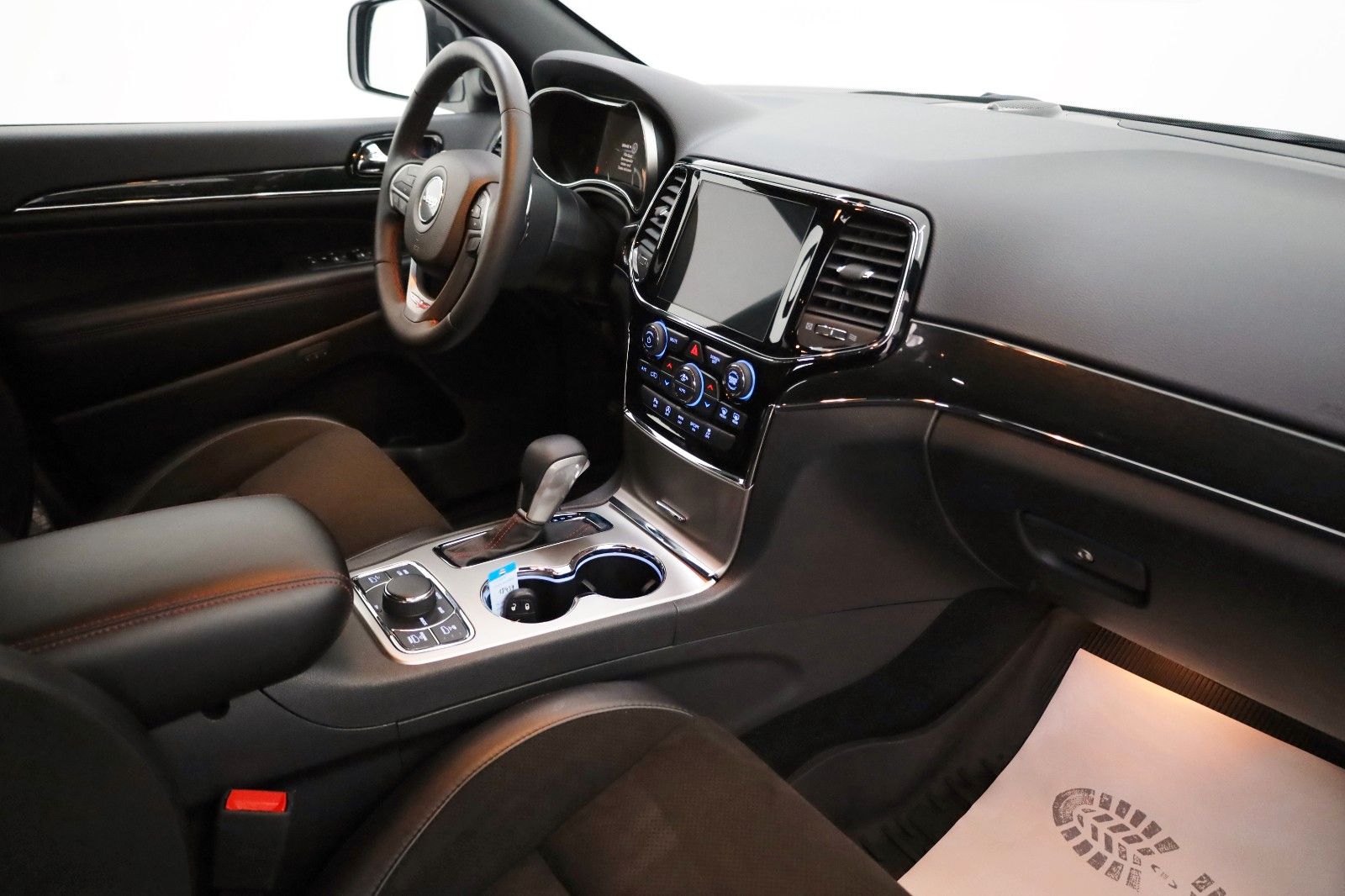 Fahrzeugabbildung Jeep Grand Cherokee Trailhawk,Navi,Sitzlüftung,Kamera