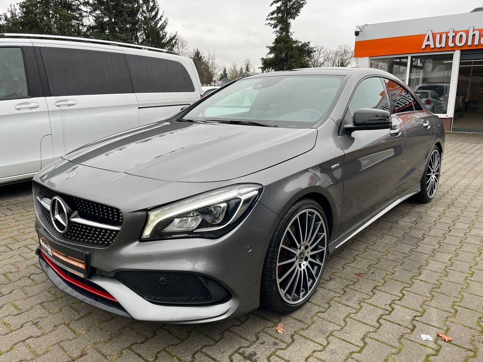 Fahrzeugabbildung Mercedes-Benz CLA 250 AMG Sport*Panorama*HarmanKardon*NightPa*