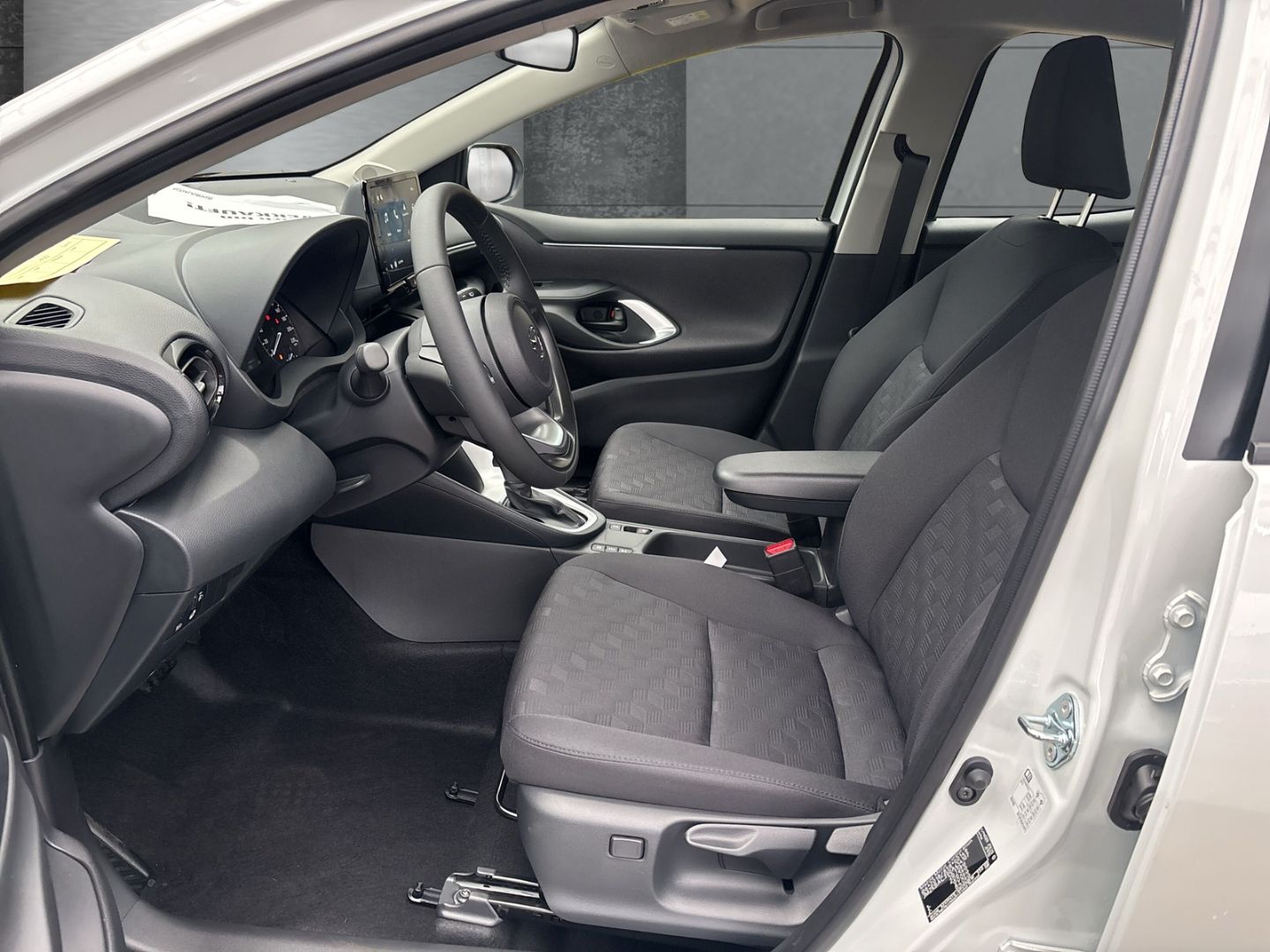 Mazda 2 Hybrid - Bild 8