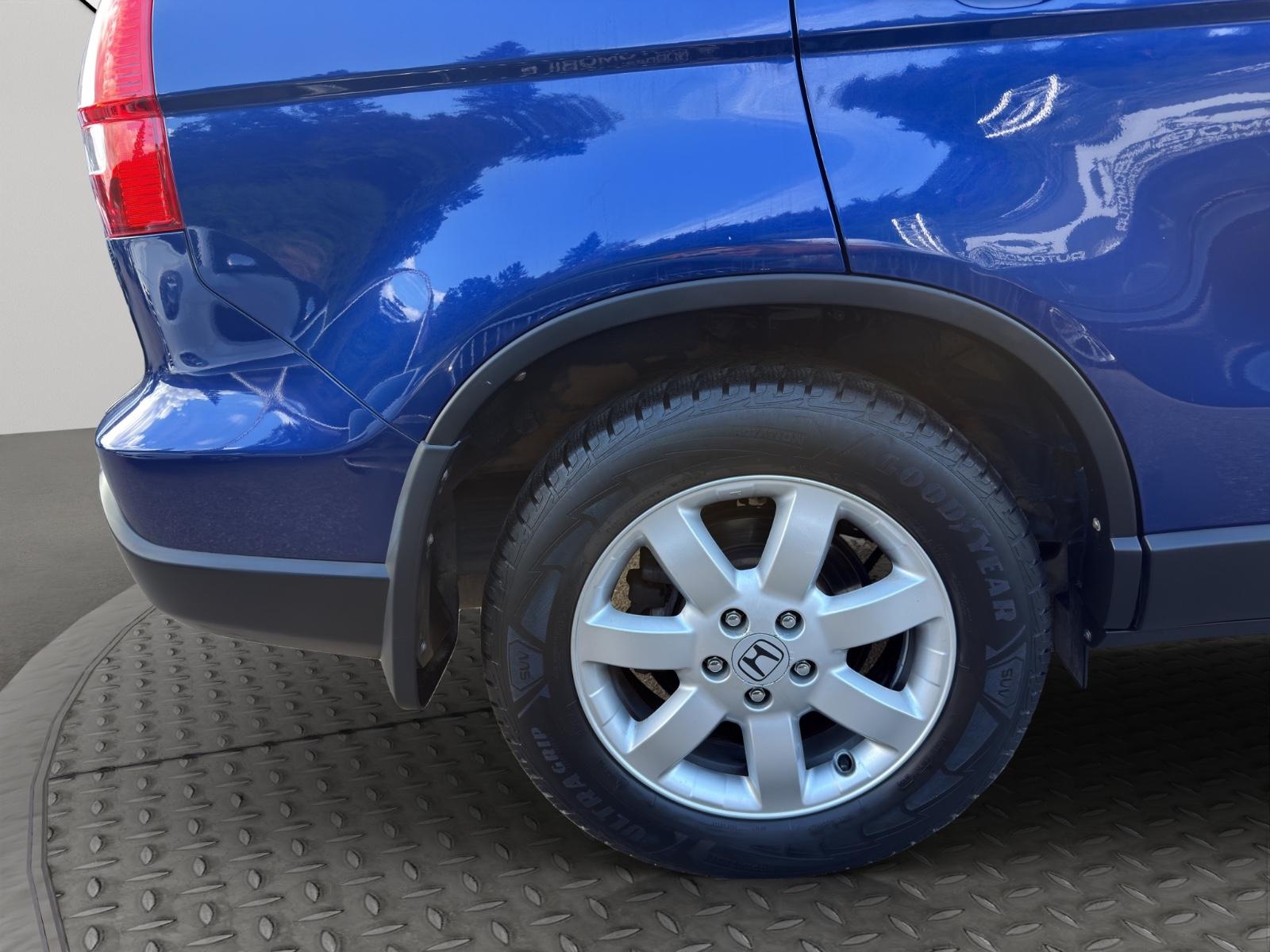 Honda CR-V 2.0 i-VTEC 150 ch 4WD Elegance • Boîte auto • Clim auto • Attelage • Régulateur