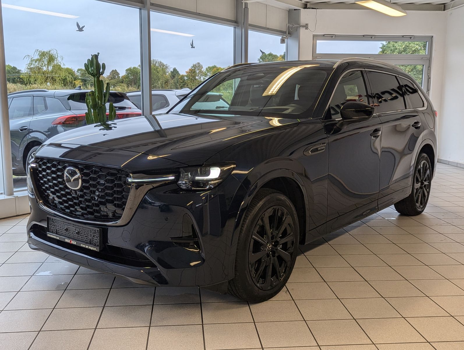 MAZDA CX-80 3.3L E-SKYACTIV D 254 HOMURA+ 7-Sitze Pano - Image 3