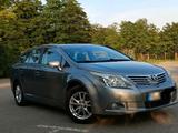Toyota Avensis Kombi 2.0/2011/TÜV 10/26 - Toyota Avensis in Köln