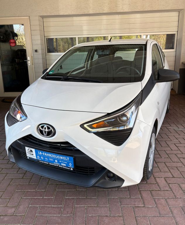 Image of Toyota Aygo (X)