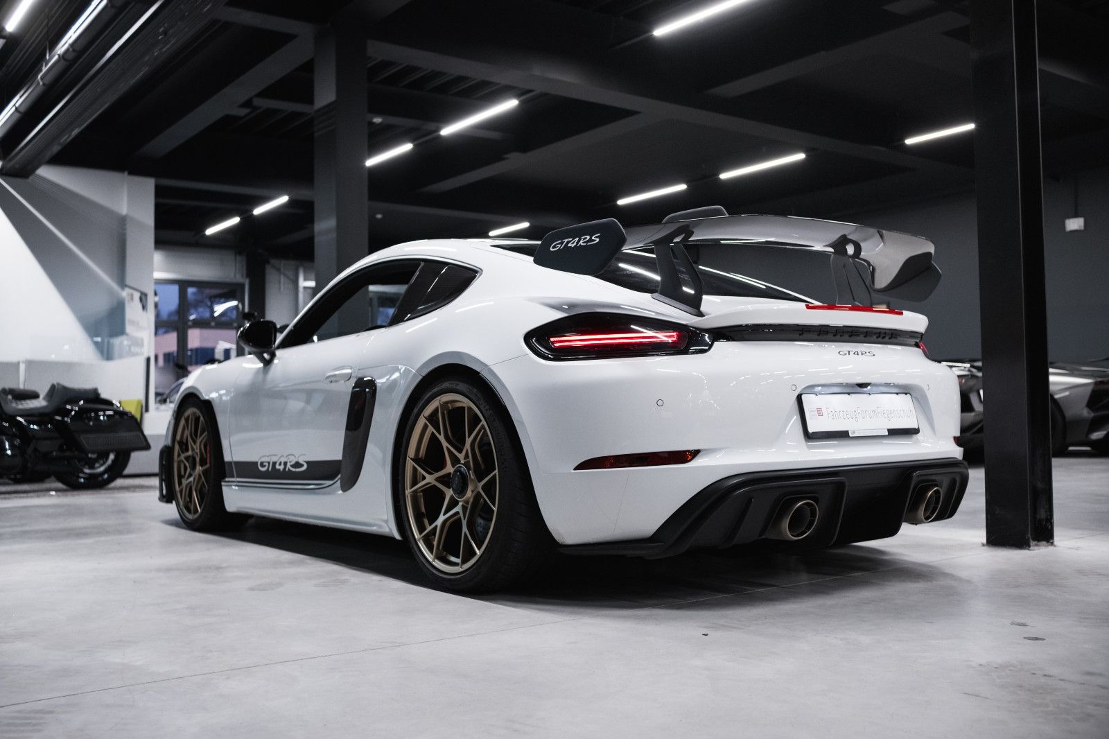 Fahrzeugabbildung Porsche 718 GT4 RS-Weissach-Clubsport-Lift-LED-Kam.-90 L