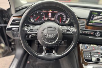 Audi A8 - 12