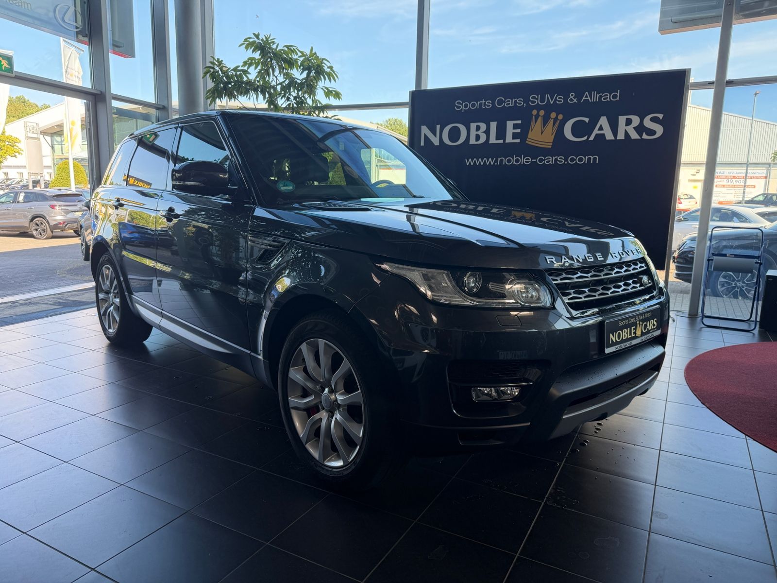 Fahrzeugabbildung Land Rover Range Rover Sport SDV6 SE AHK STDHZ -TEXT LESEN!