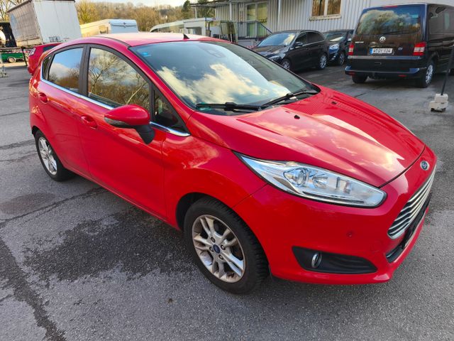 Ford Fiesta 1,0 EcoBoost Titanium 74kW , Klimatronik