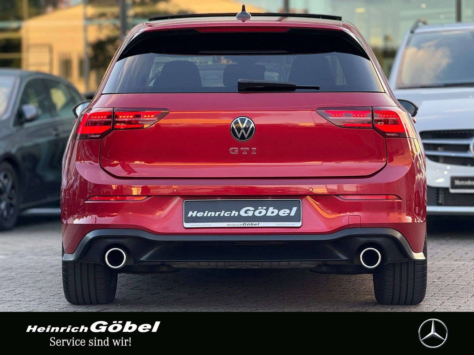 Fahrzeugabbildung Volkswagen GTI*VIII*2.0TSI*PANO*MATRIX*KEYLESS*AMBIENTE*NAV