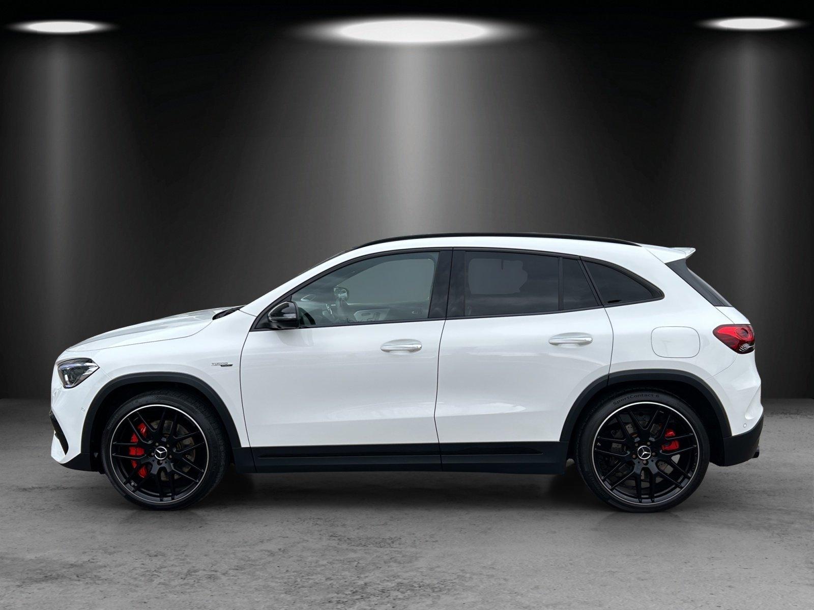 Mercedes-Benz GLA45 AMG DISTRO Perf.Sitz HUD Pano MLED Mem Bur