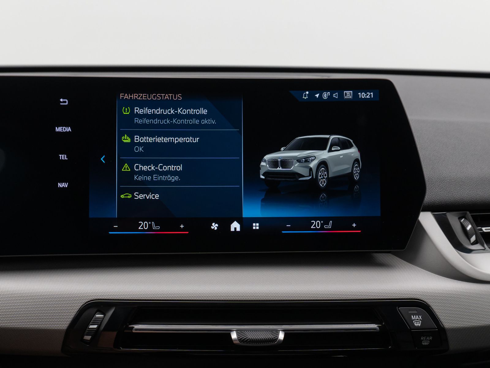 Fahrzeugabbildung BMW iX1 eD20 Kamera DAB Fernlichtassis Komfort Sport