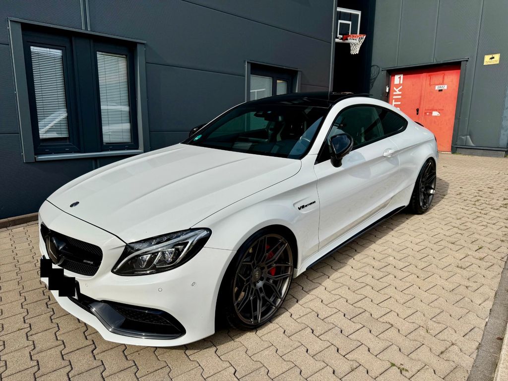 Mercedes-Benz C 63 AMG