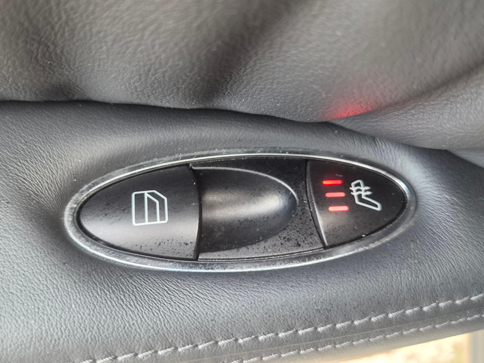 Mercedes-Benz E350 2005 — photo 24