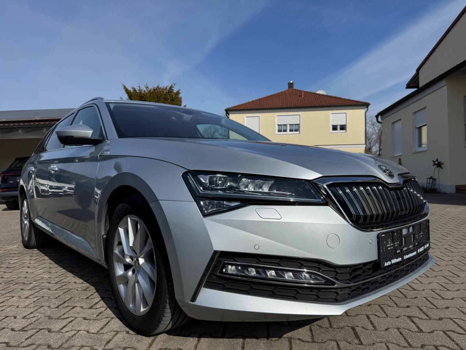 Skoda Superb Combi Style iV AHK Matrix DCC StHz 4xSHZ