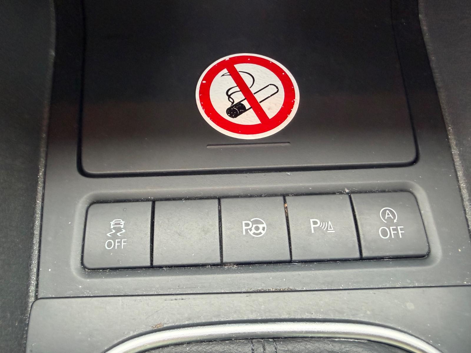 Volkswagen Golf 2011 — photo 16