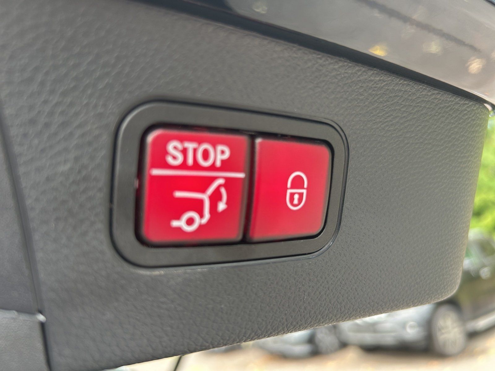 Fahrzeugabbildung Mercedes-Benz GLC 43 AMG Pano DISTRO Memo MLED digiTacho Burme