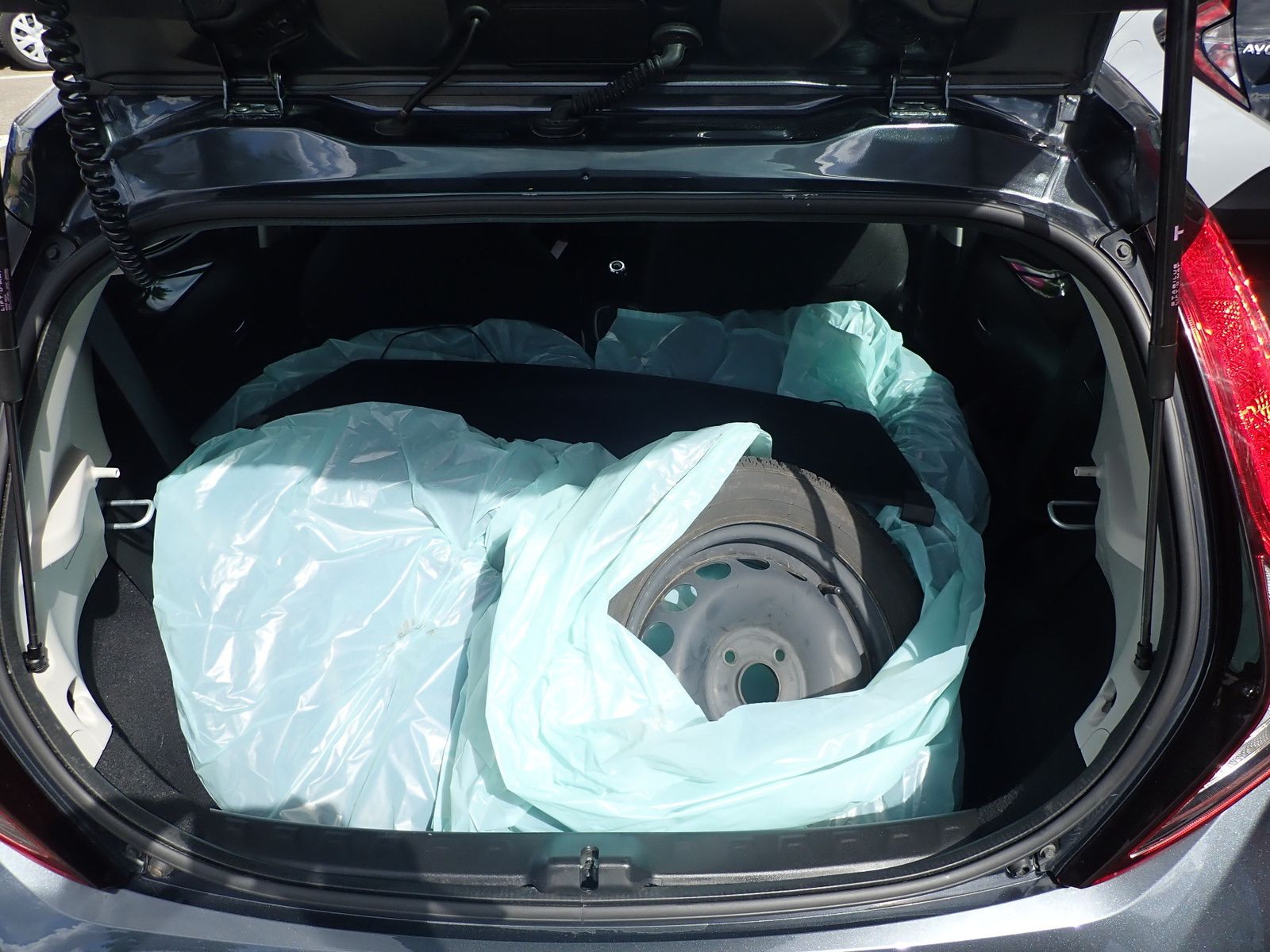 Fahrzeugabbildung Toyota Aygo x-play TEAMD