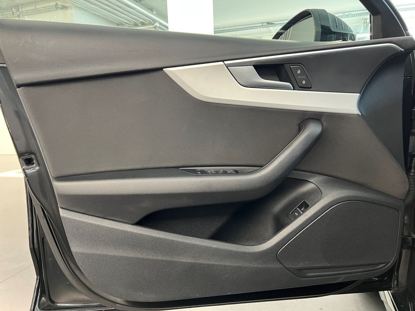 Audi A4 - Bild 8