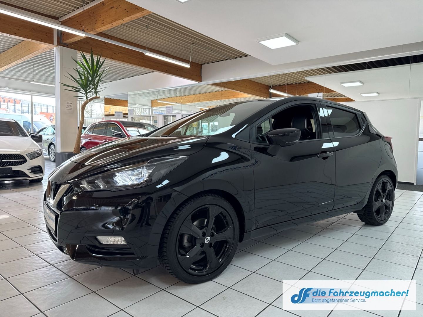 Fahrzeugabbildung Nissan Micra N-Sport Navi Soundsystem Bose LED Klimaaut