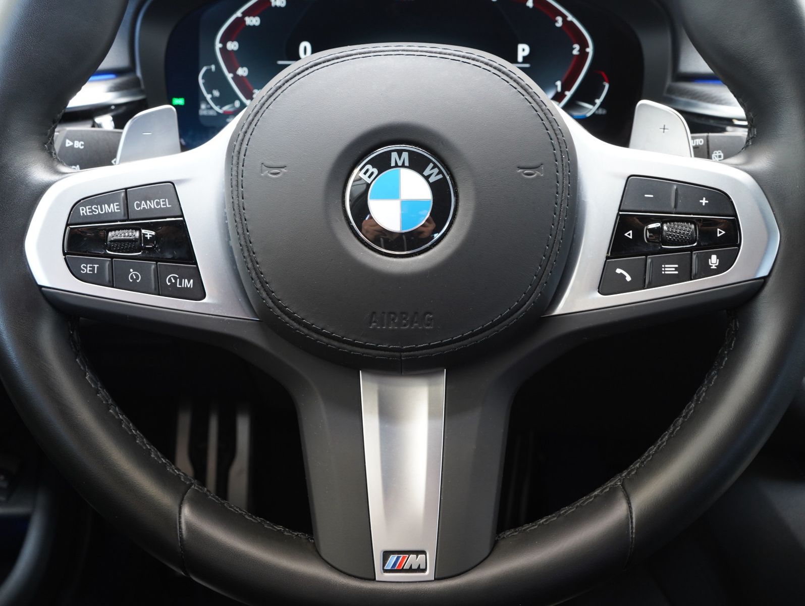Fahrzeugabbildung BMW 530 d xDrive Touring M Sport LED/H&K/AHK/LM19"