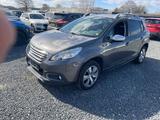 Peugeot 2008 Style 1.2 VTI - Peugeot 2008: Van