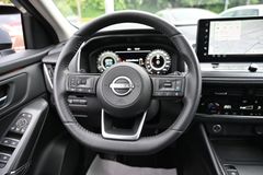 NISSAN Qashqai 1.3 DIG-T N-Connecta 4x4 Navi CarPlay