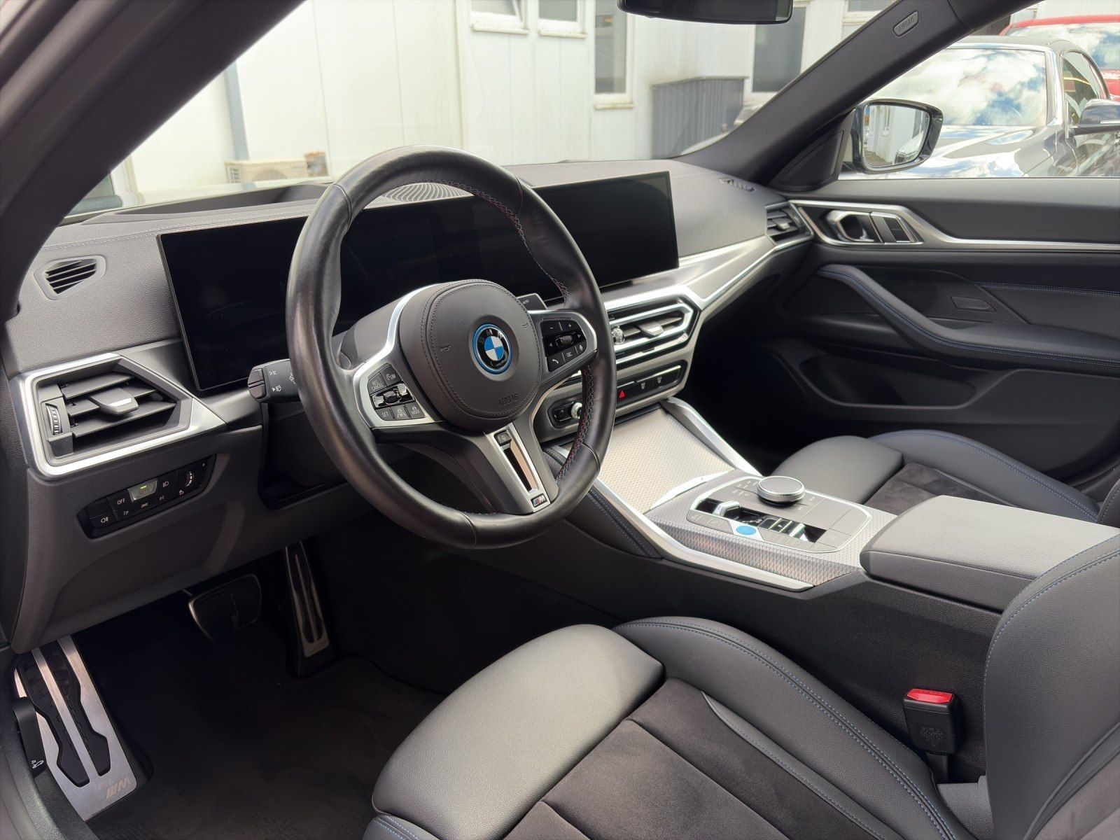 BMW i4 - Bild 15