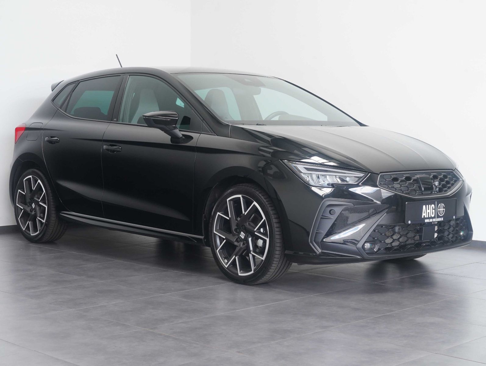 Fahrzeugabbildung SEAT Ibiza 1.5 TSI 110 kW FR Black Edition