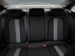 Fahrzeugabbildung Audi A3 Limousine 35 TFSI advanced Navi Sitzh 18" Alu