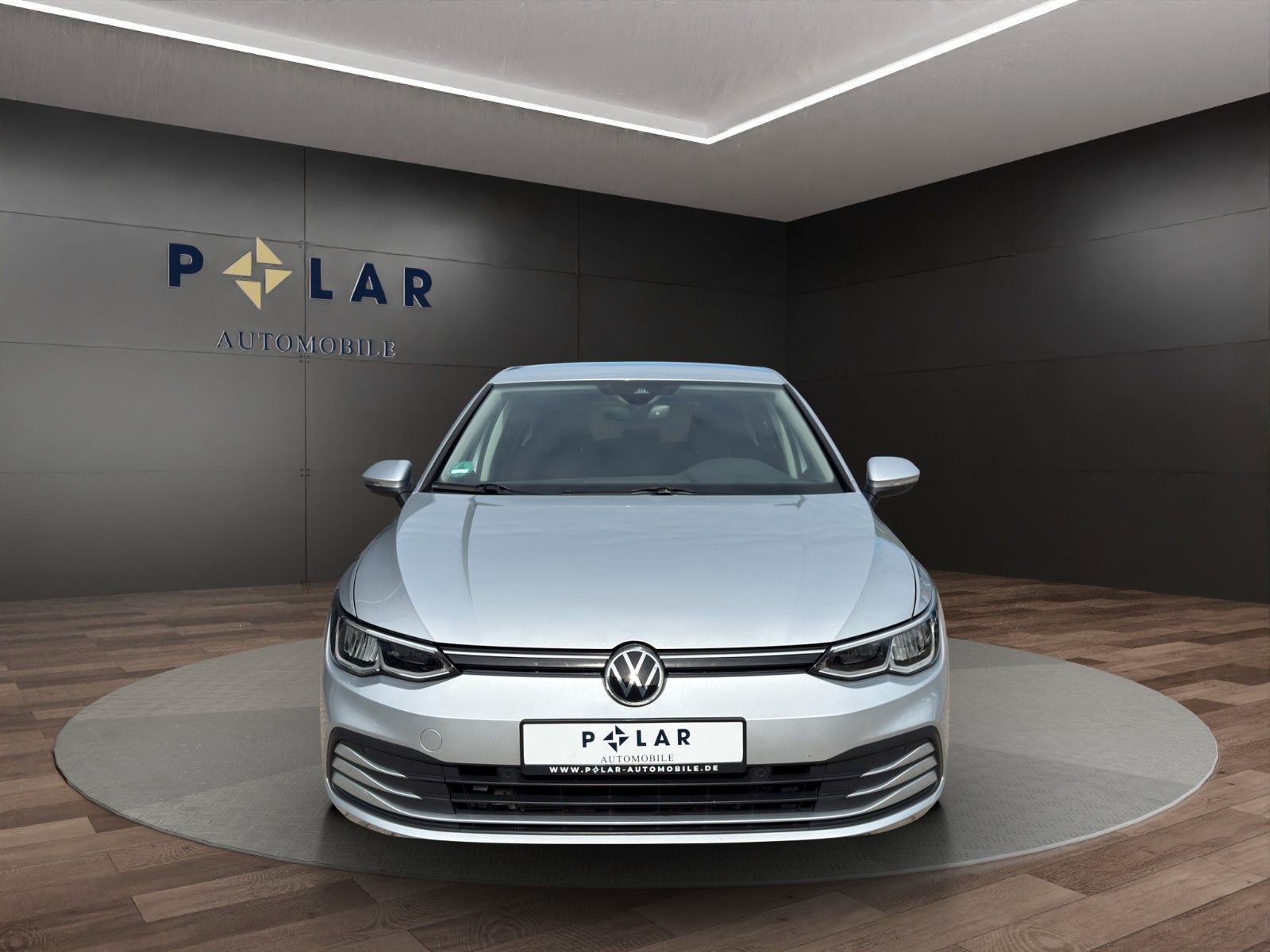 Fahrzeugabbildung Volkswagen Golf VIII Lim.*Bhz.Lenk*Virt.Cockpit*Carplay*LED
