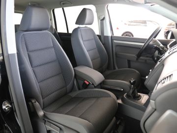 Volkswagen Touran 1.4TSI COMFORTLINE CLIMATRONIC PDC 1.HAND