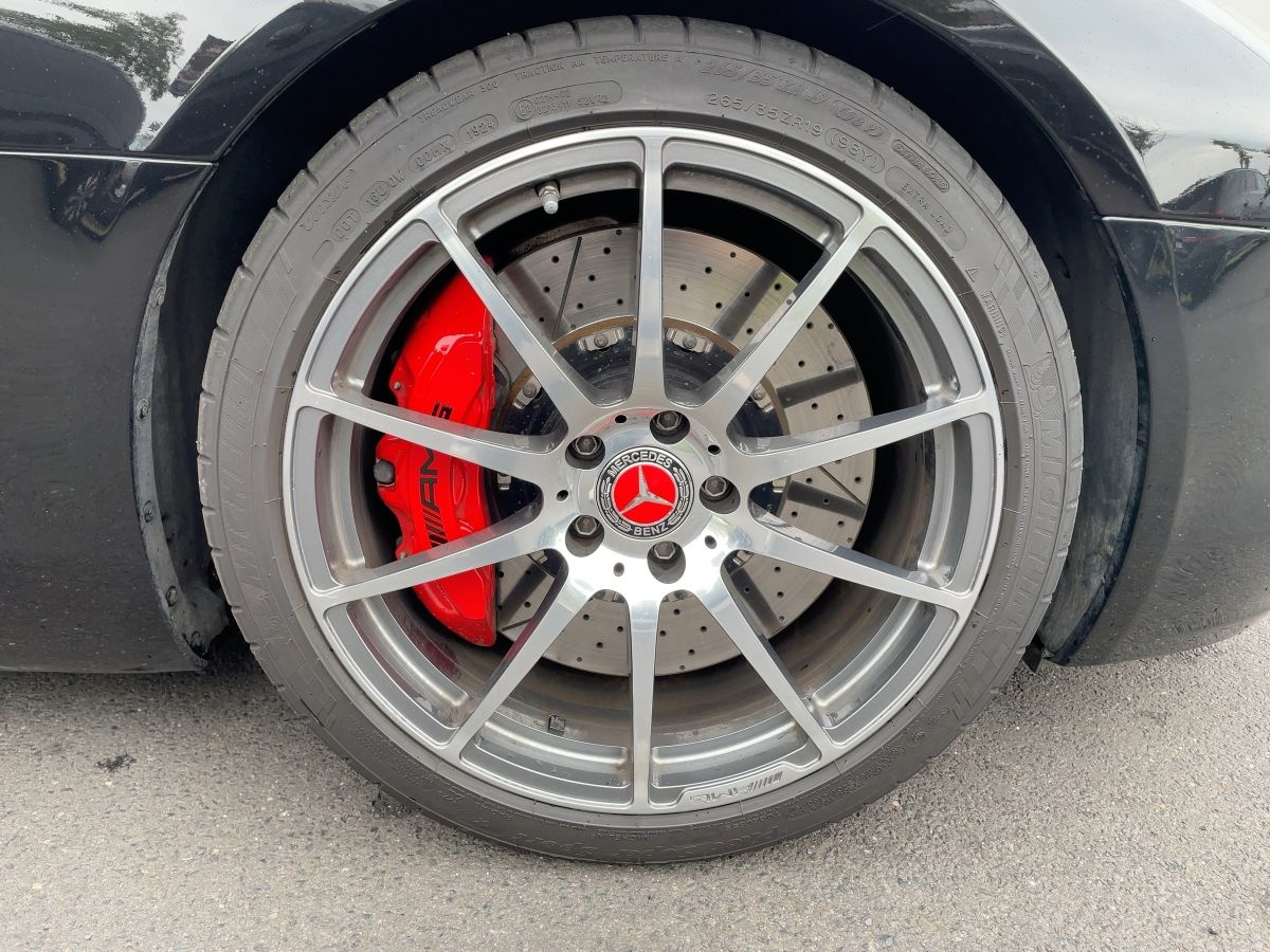 Fahrzeugabbildung Mercedes-Benz SLS AMG Roadster AMG/Memory/Totw./Kamera/20''