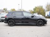Volkswagen Golf VIII R-Line 1.5 eTSI IQ.Light Navi Kamera L - VW Golf Gebrauchtwagen in München