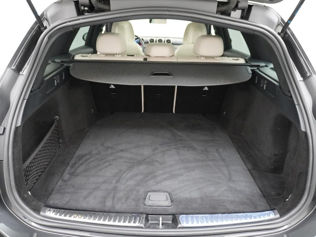 Mercedes-Benz C 200 Estate Launch Edition Luxury Line panorama