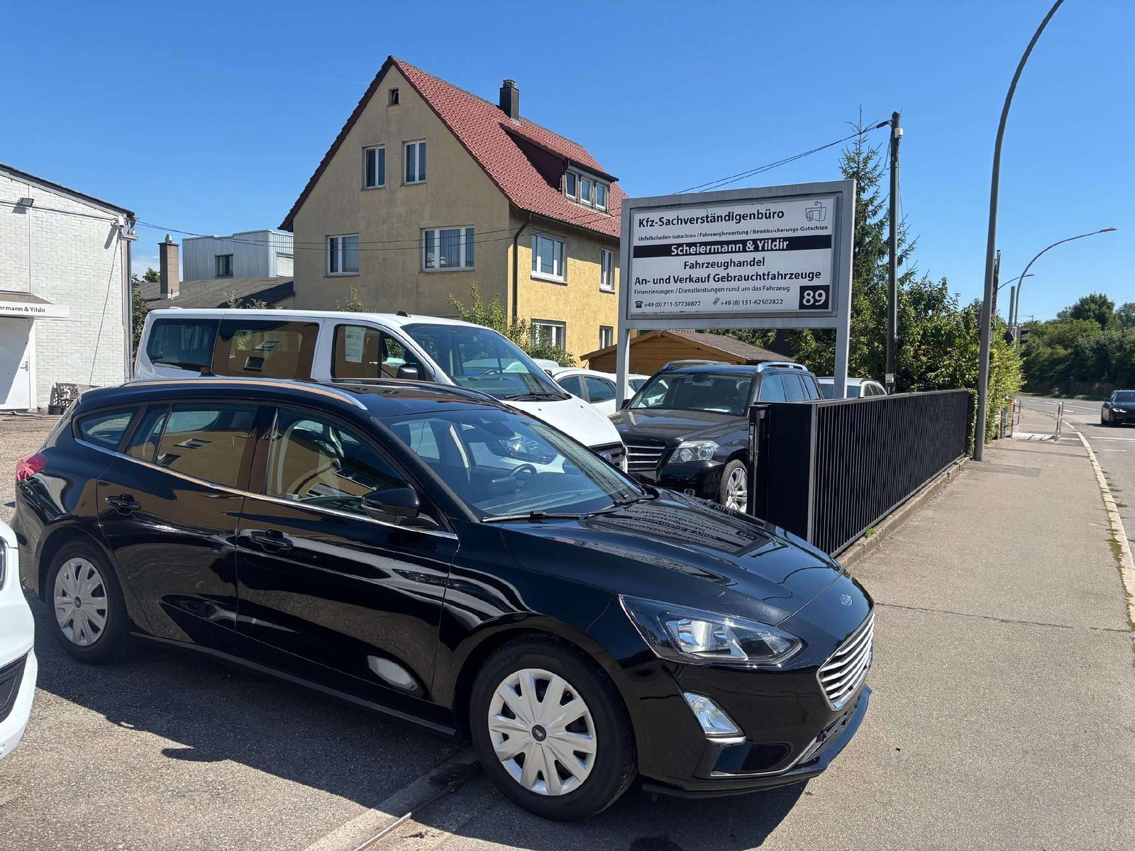 Ford Focus Cool  PTS Navi Sihzg Tempomat 1.Hd