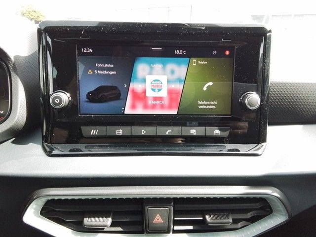 Fahrzeugabbildung SEAT Arona 1.0 TSI Xperience AHK 18''