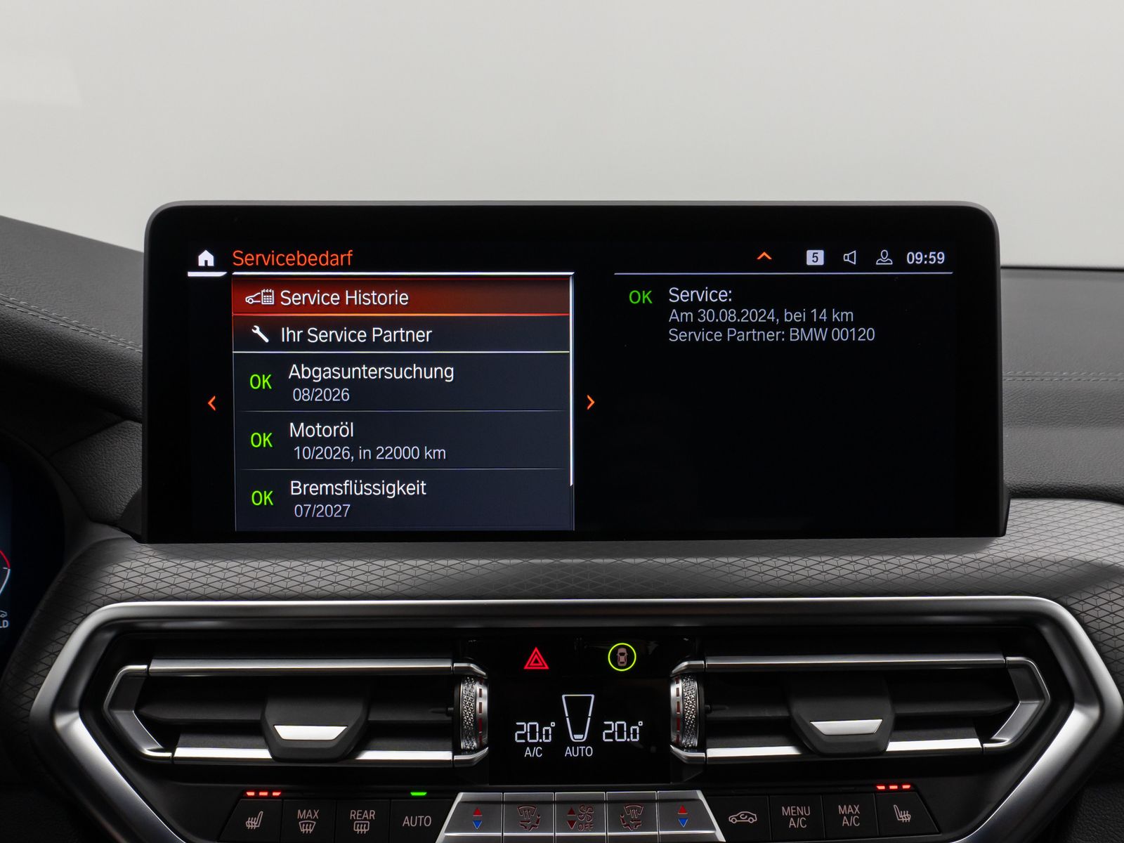 Fahrzeugabbildung BMW X3 M40i  Kamera Laser HUD DAB H/K ACC Komfort