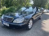 Mercedes-Benz S 320 - - Mercedes-Benz S 320 aus 2001