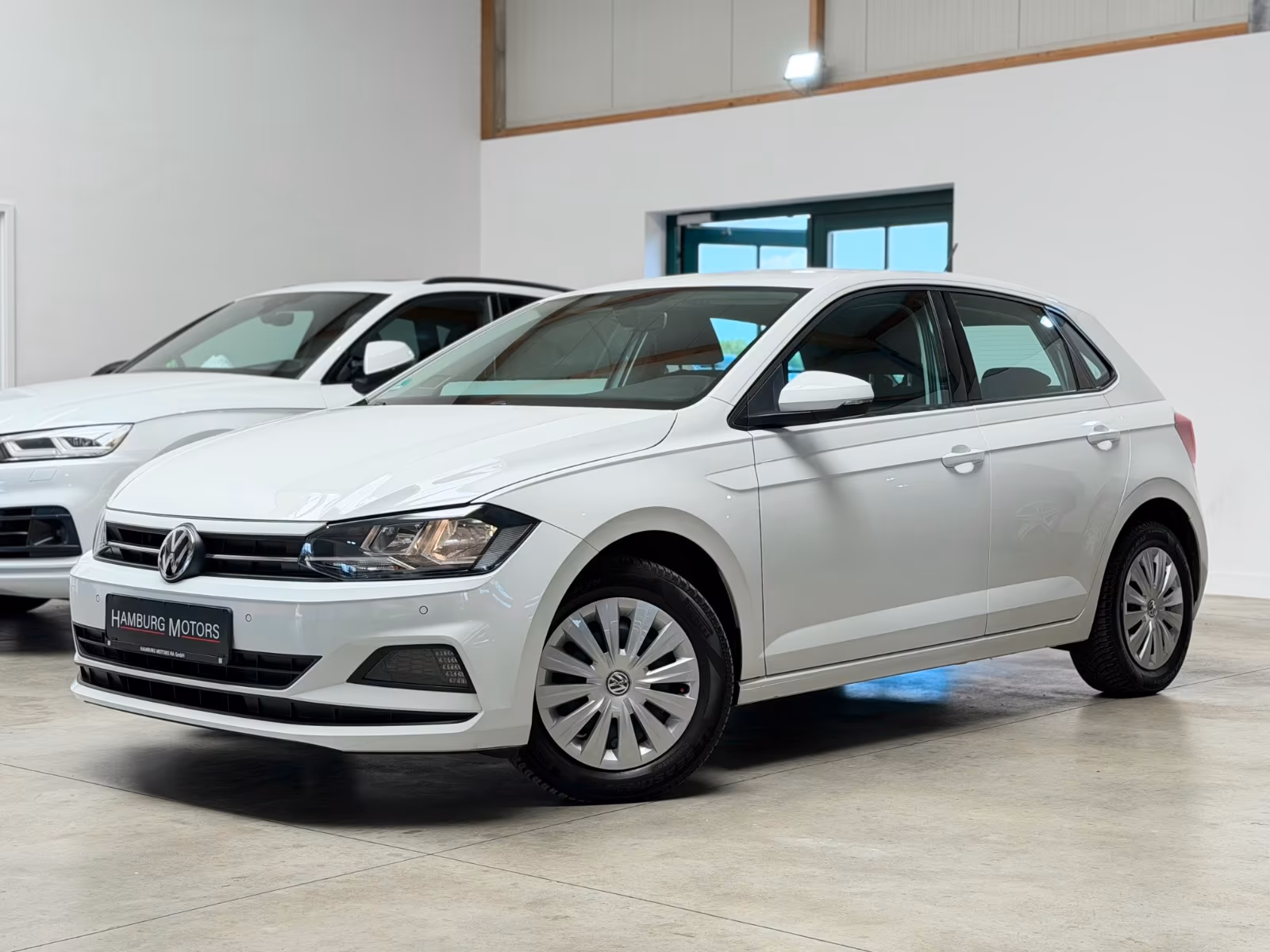 Volkswagen Polo 1.0 TSI Comfortline 90PS NAV/TEMPO/CARPLAY
