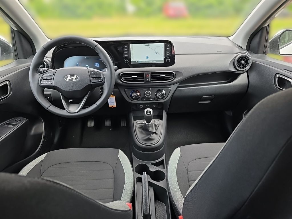 Fahrzeugabbildung Hyundai i10 1.0 Trend +R.Kamera+Navi+Carplay