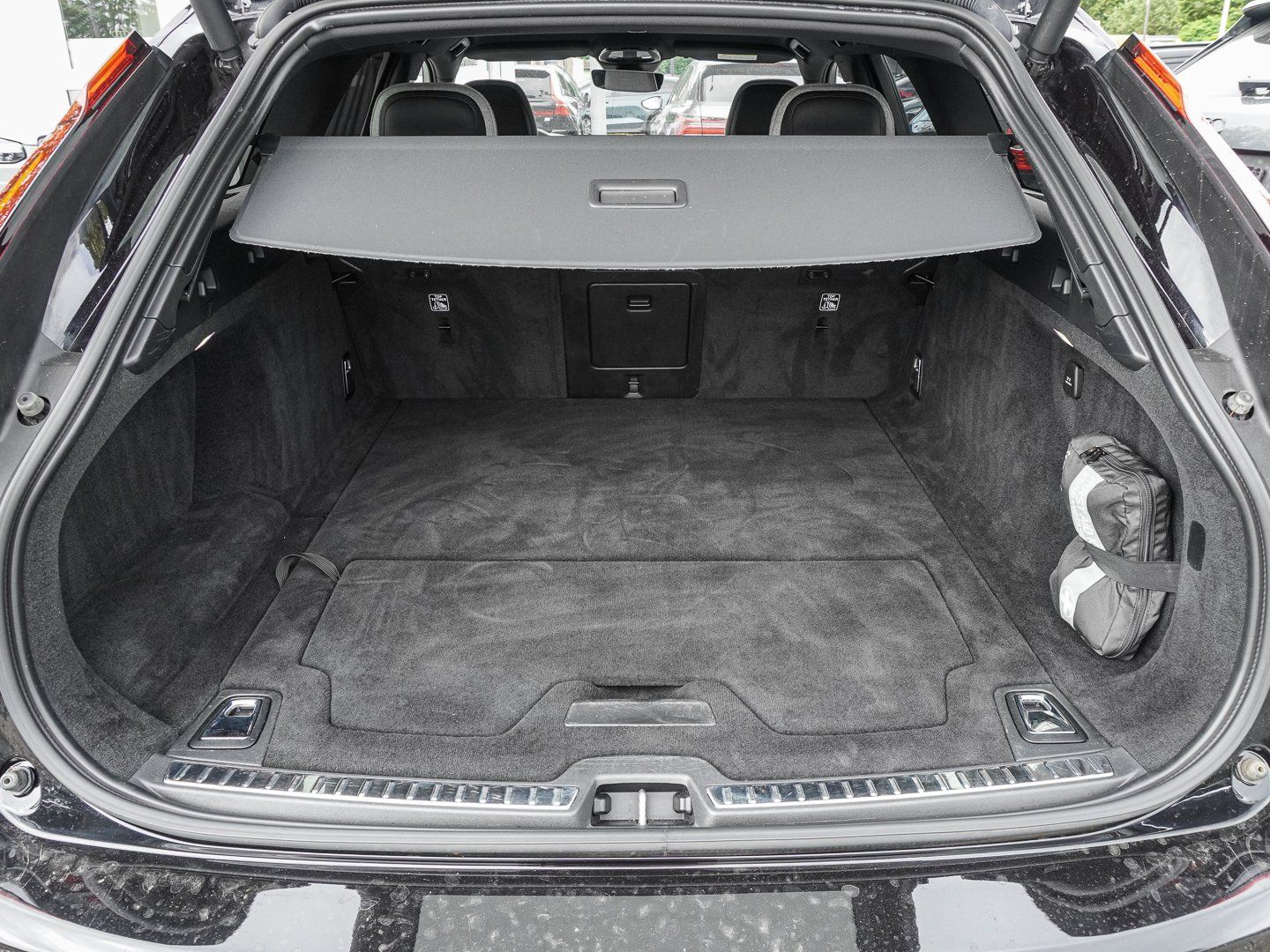 Volvo V90 T8 AWD Plus Bright Plug-in Hybrid 360° H&K foto 17