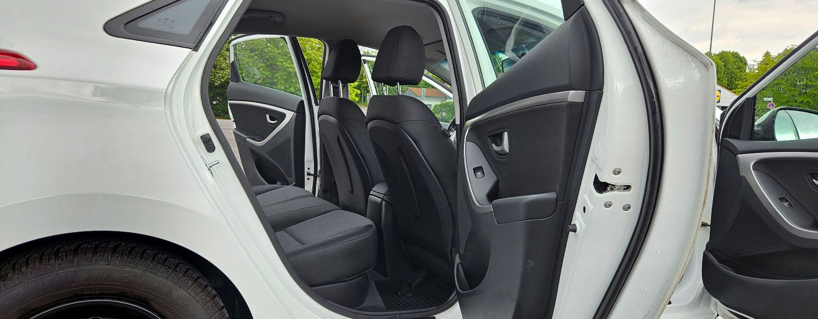 HYUNDAI i30 blue Euro 6 Alufelgen 8-fach bereift