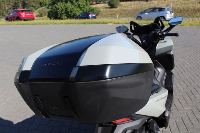 Honda FORZA 125