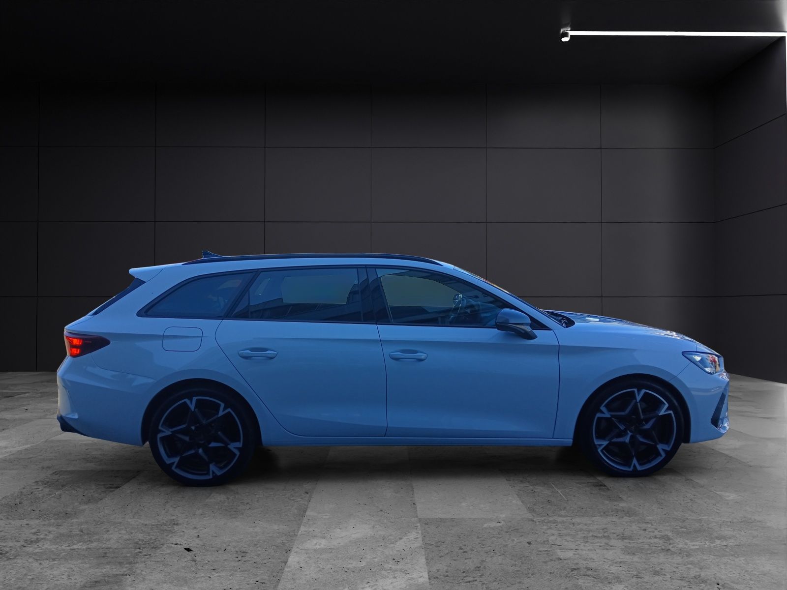 Fahrzeugabbildung CUPRA Leon ST TSI VZ DSG 4Drive LED AHK ACC RFK SH 19"