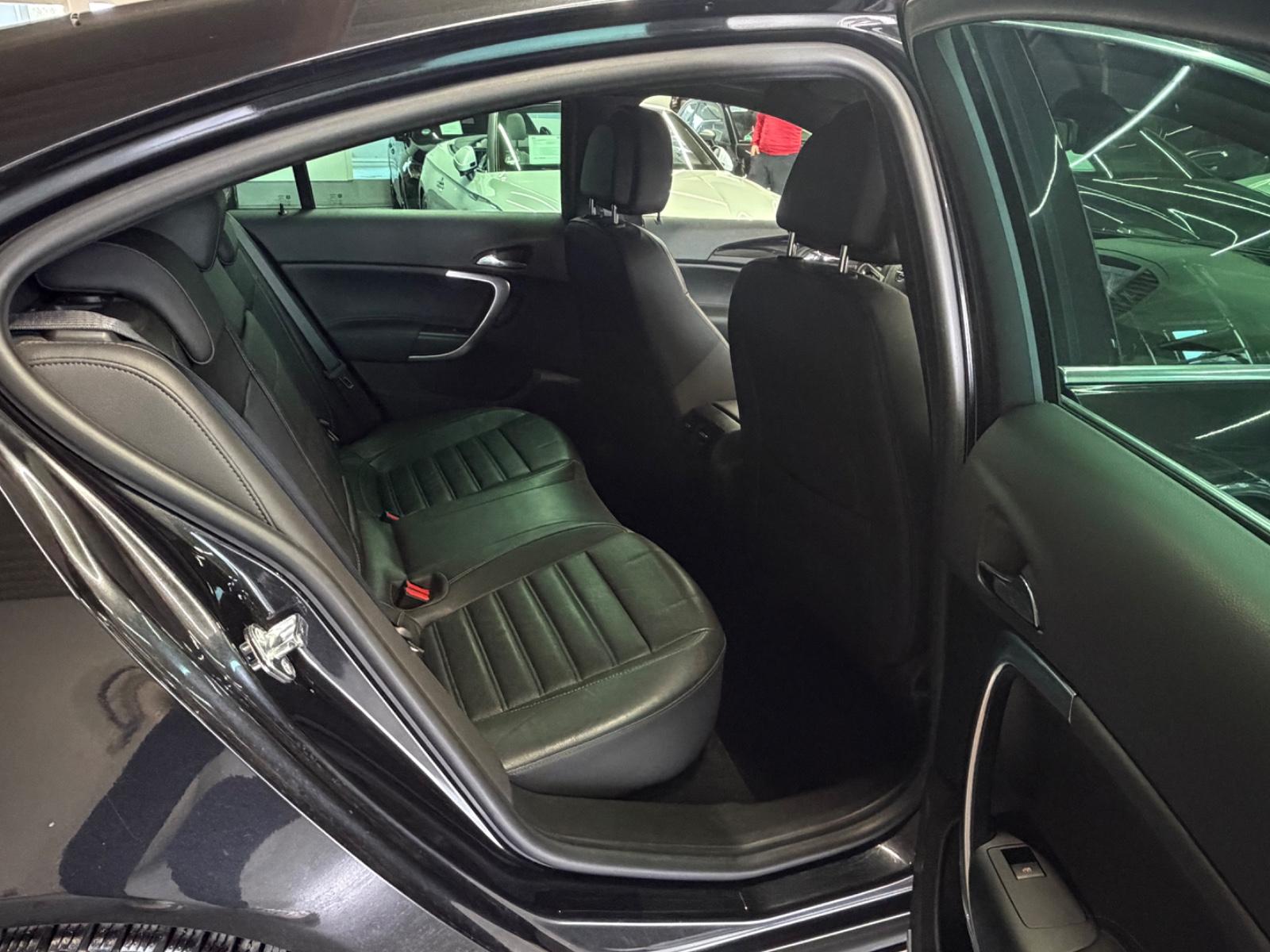 OPEL INSIGNIA 2.0 CDTI 160ch OPC-LINE BVM Pack sport Sièges chauffants cuir