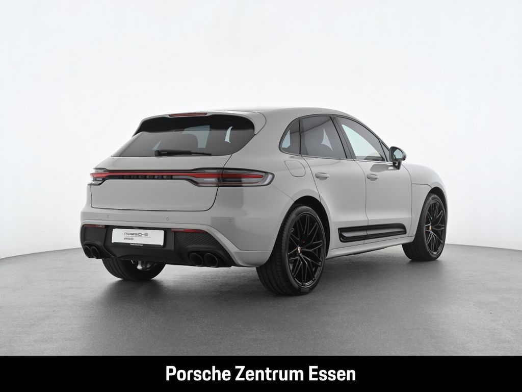PORSCHE Macan 2022