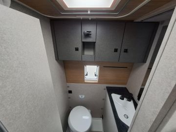 HYMER ERIBA HYMERCAR Redwood 600 Explorer Dieselheizung Lithium