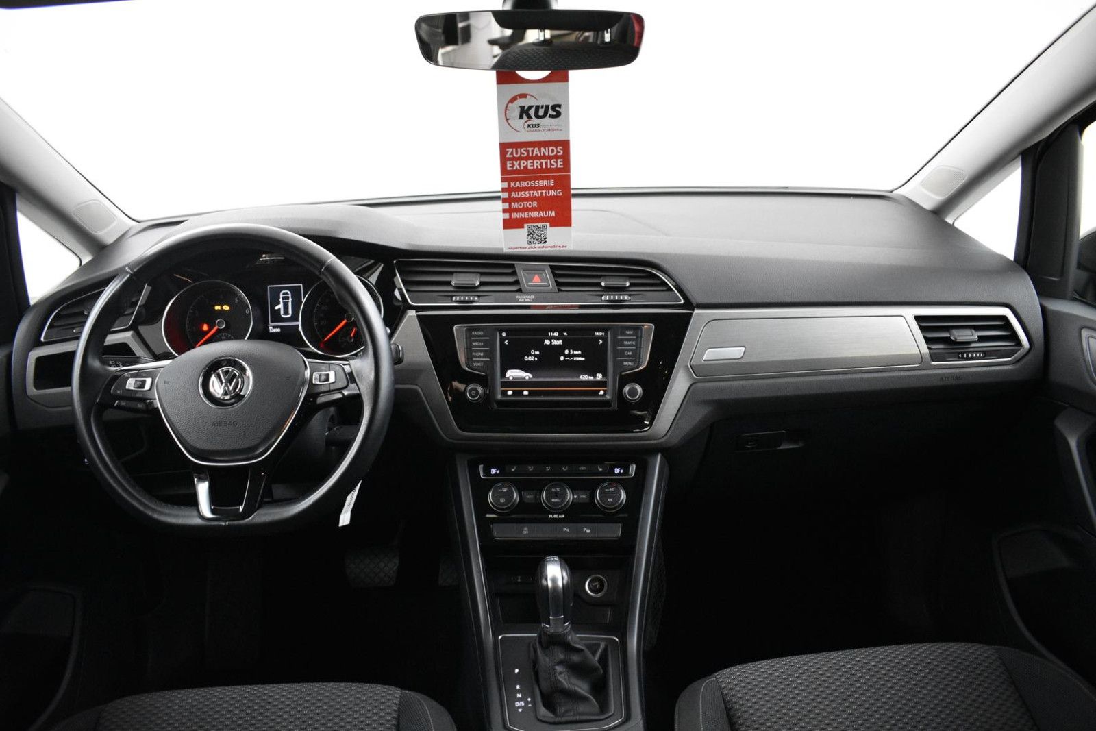 VW Touran 1.4 TSI Comfort 7SI+NAVI+LED+SHZ+ACC+AHK+ - Image 15