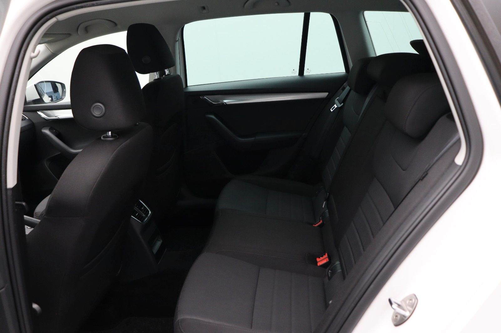 Fahrzeugabbildung SKODA Octavia Combi 1.0 Style