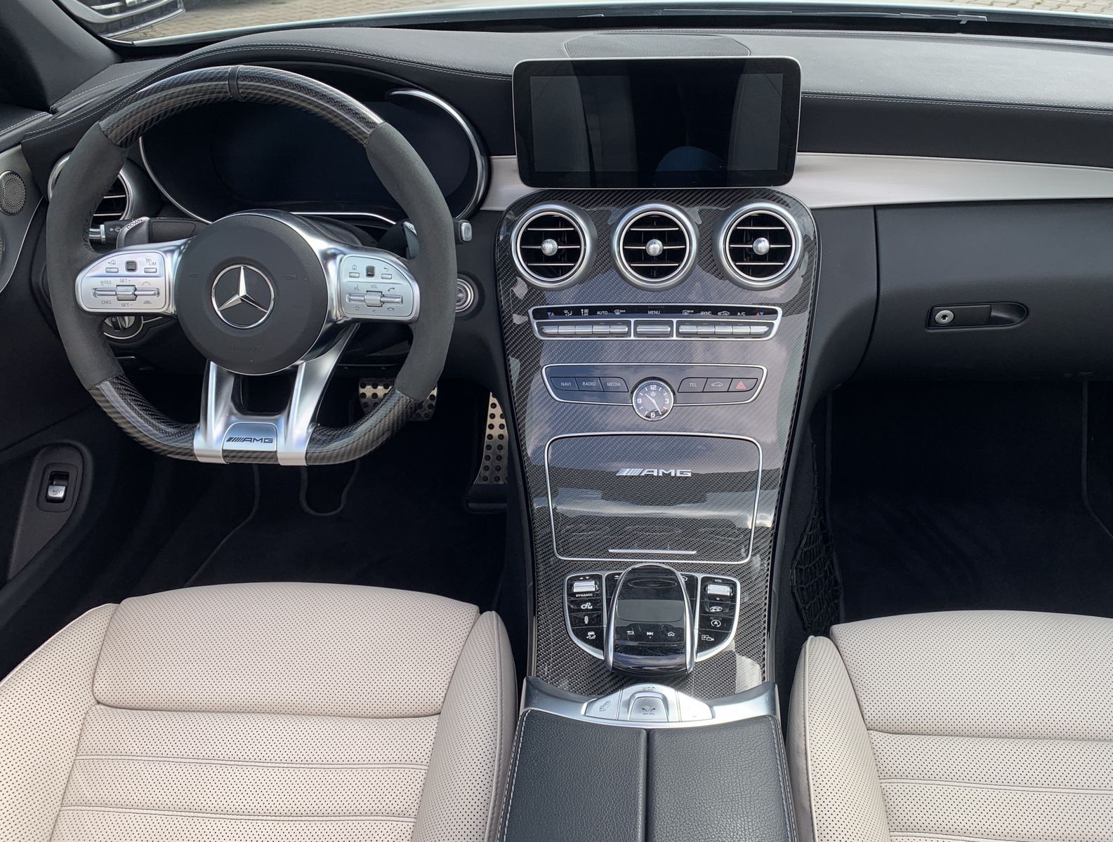 Fahrzeugabbildung Mercedes-Benz C 43 AMG 4Matic*360*AHK*Burmester*CarbonPaket*