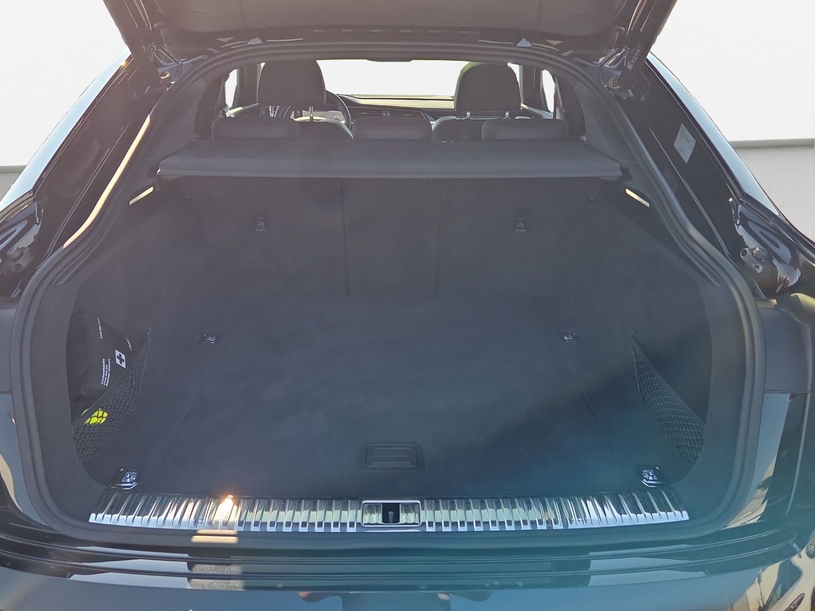 Audi Q8 e-tron - Bild 12